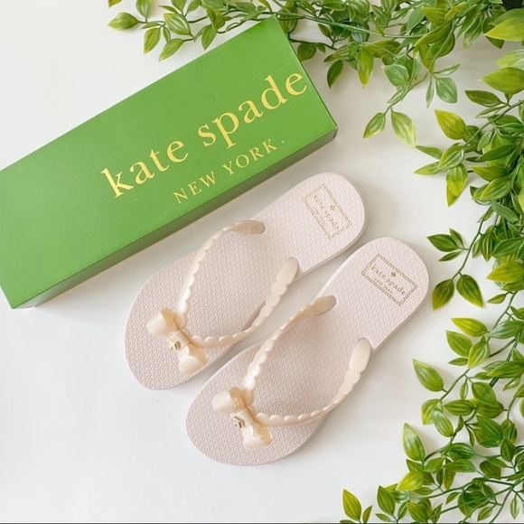 kate spade Shoes - Kate Spade New York Flip Flop Spade Gold Logo
